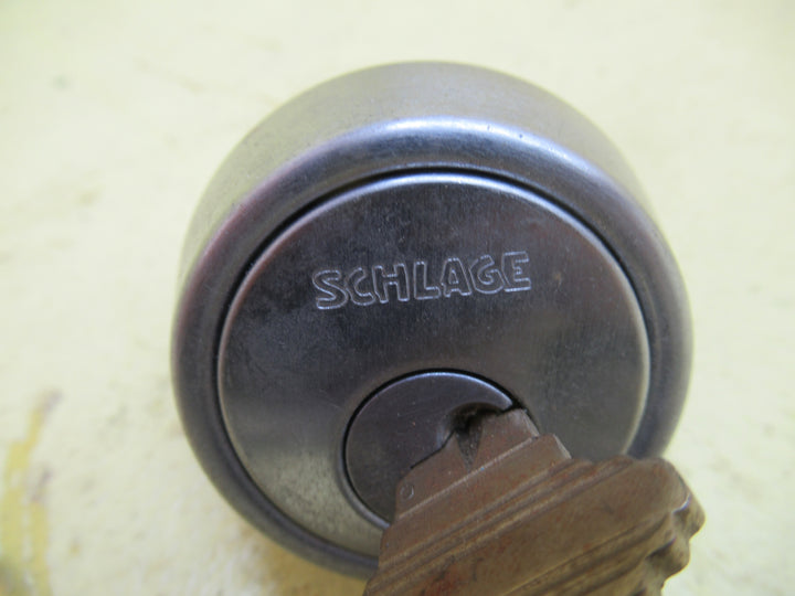 Schlage Security Lock with 2 Key 52Dia  x 32D