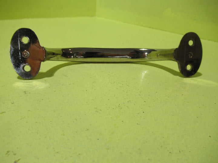 Chrome Pull Handle   165L x 40W x 40H