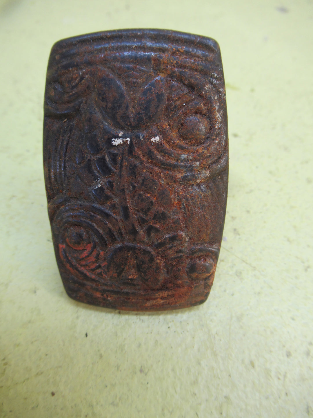 Pull Handle Cast Iron wiyh Fish Design 59L 38W