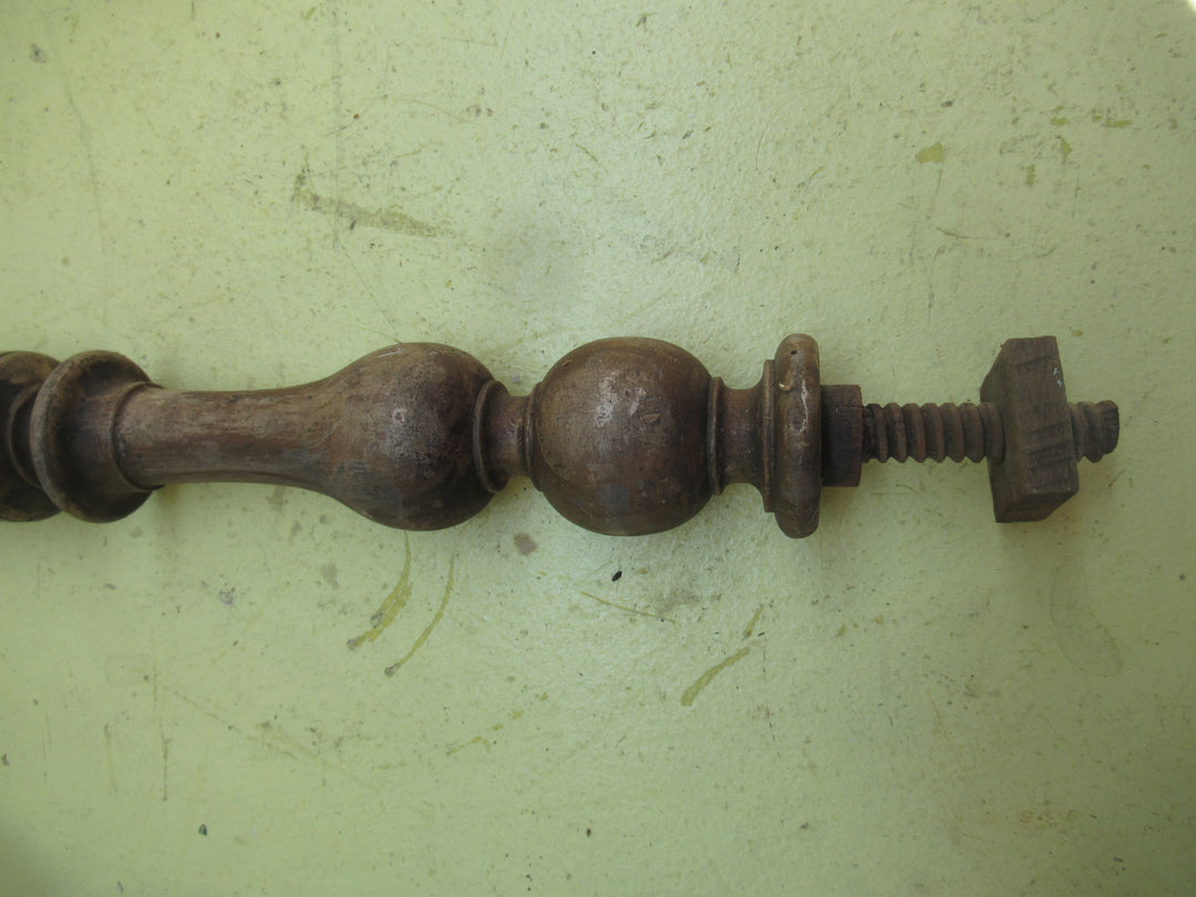 Moulded Finials 450L x 55Dia