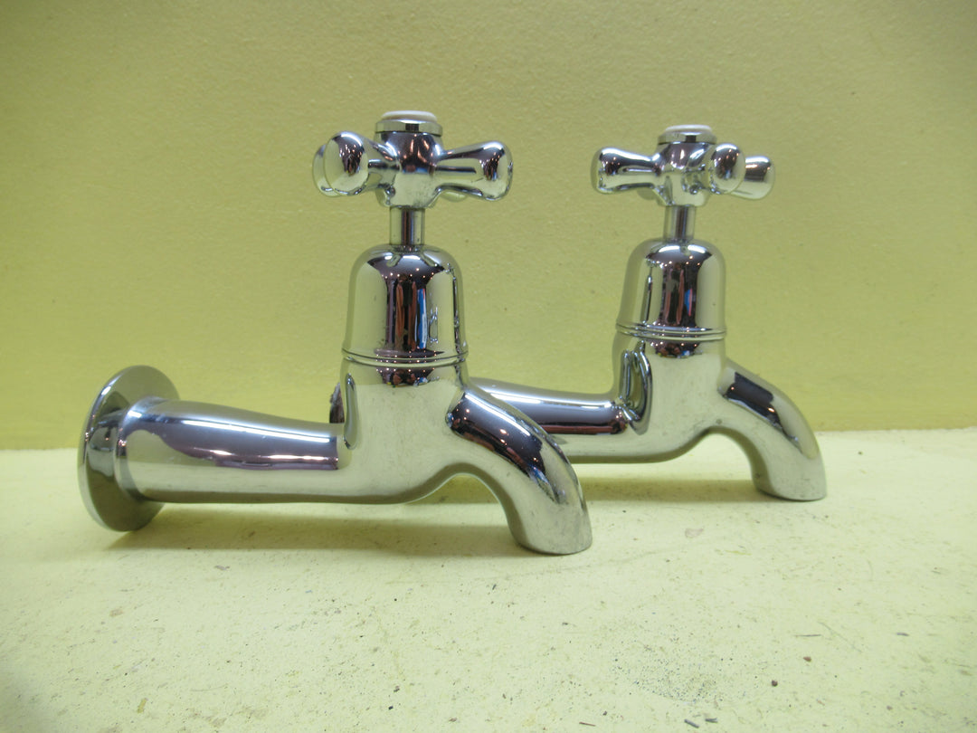 Modern Traditional Methven Hot & Cold Bath Taps 130H x 55Dai x 160D