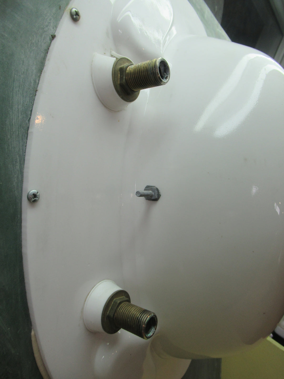 Green Marble Resin Vanity Top with Insert Basin and Tapware 260H x 915W x 500D/Back Board 70mm