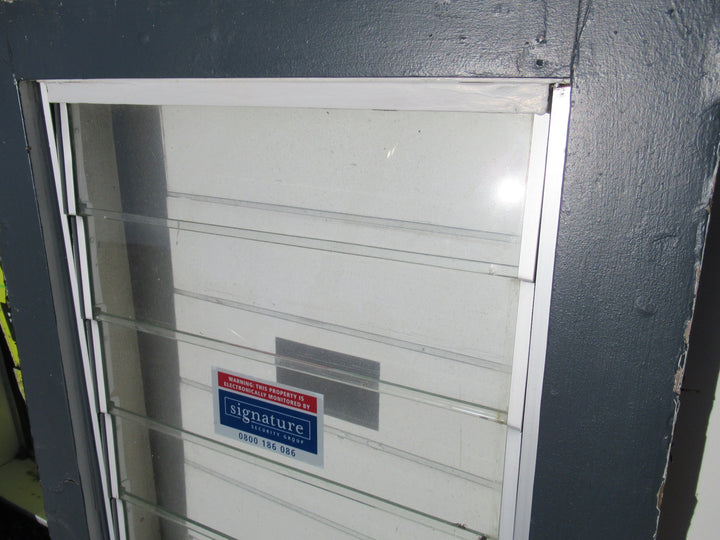 6 Panel Louvre Wooden Window 1020H x 705W