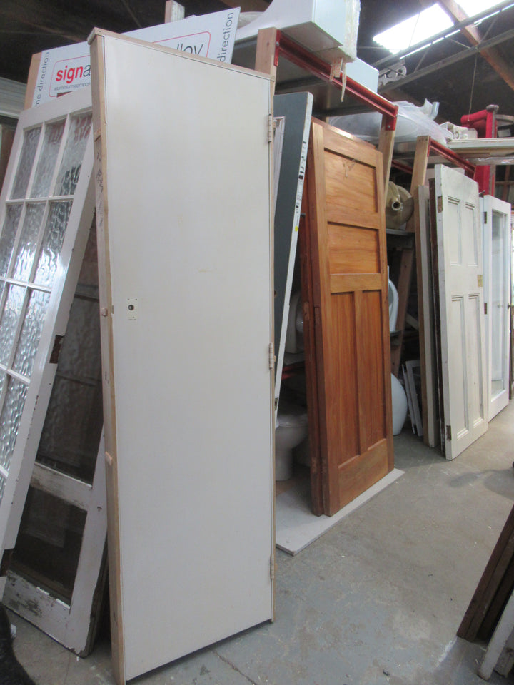 Paint Finish Hollowcore Door in Frame 2075H x 630H x 80D/Door 2035H x 5901W
