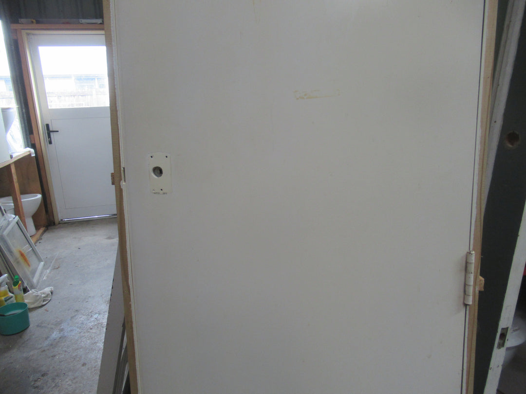Paint Finish Hollowcore Door in Frame 2075H x 630H x 80D/Door 2035H x 5901W