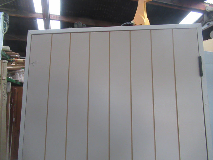 T &n G Hollowcore Door in Frame 2030H x 850H x 115D/Door 1980H x 810W