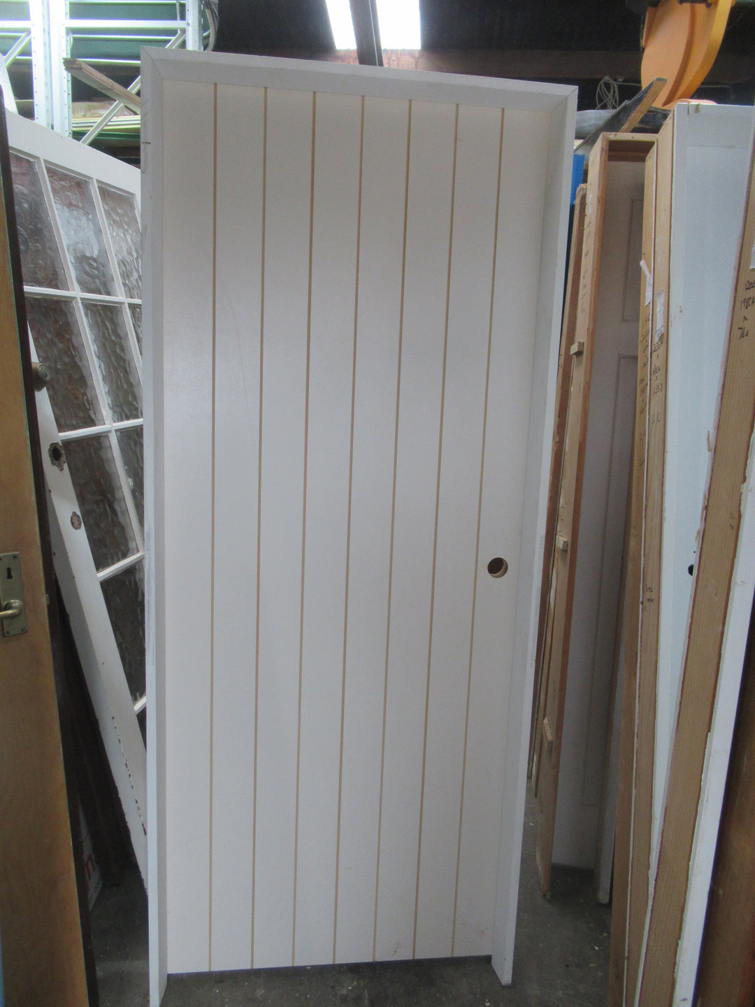 T &n G Hollowcore Door in Frame 2030H x 850H x 115D/Door 1980H x 810W