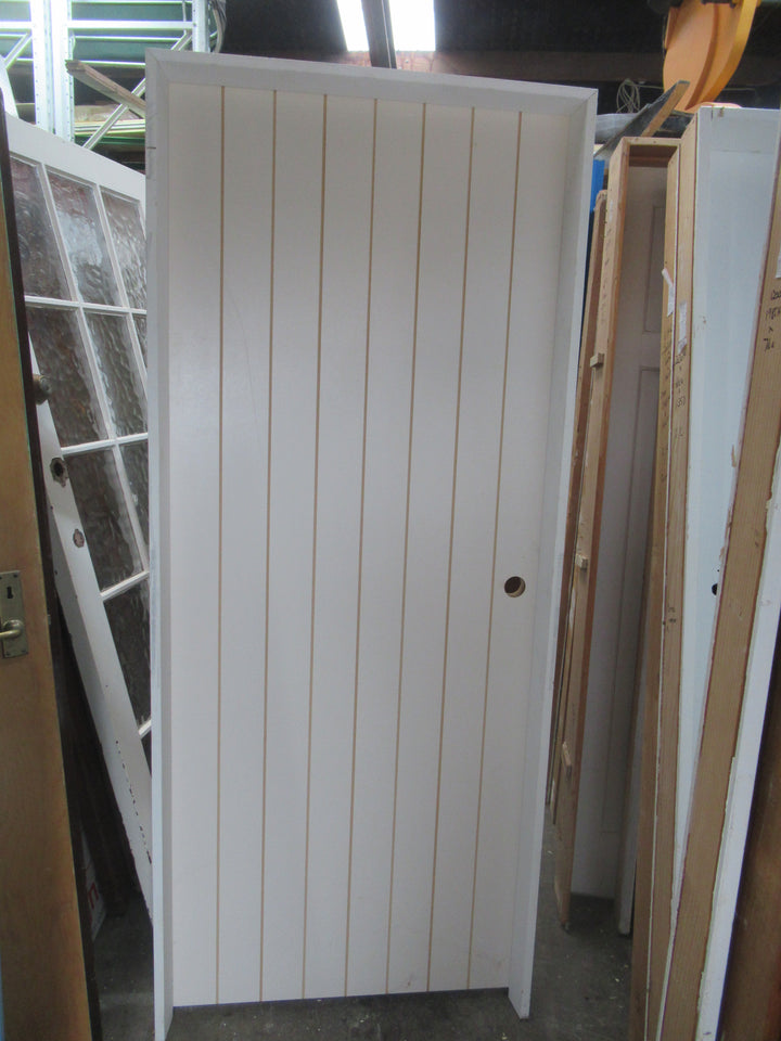T &n G Hollowcore Door in Frame 2030H x 850H x 115D/Door 1980H x 810W