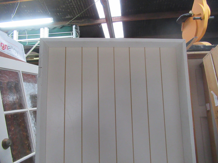 T &n G Hollowcore Door in Frame 2030H x 850H x 115D/Door 1980H x 810W