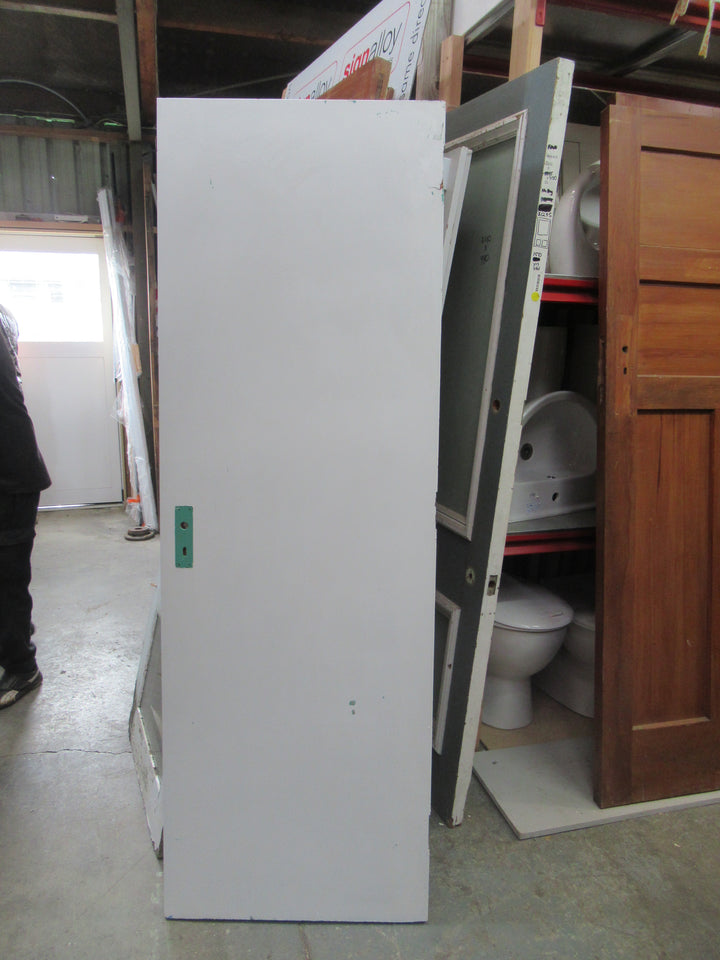 White Painted Hollowcoere Hallway Door 1980H x 660W x 40D