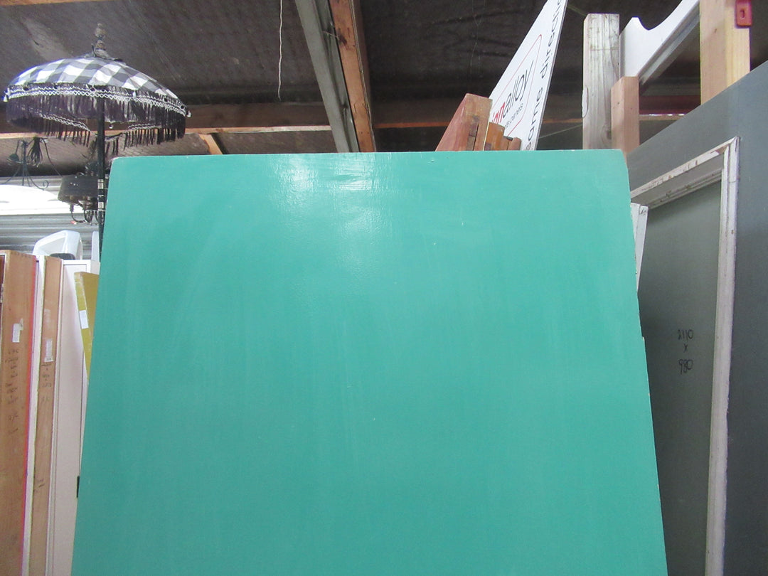 Green Hollowcore Door 1975H x 755W x 40D