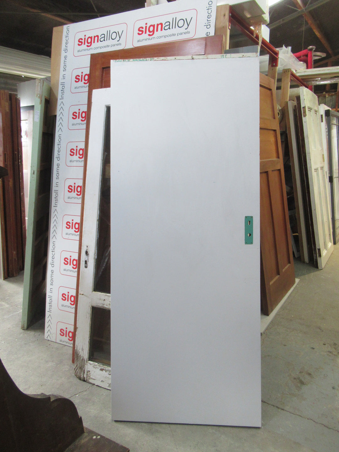 White/Gold Painted Hollowcore Door 1985H x 805W x 40D