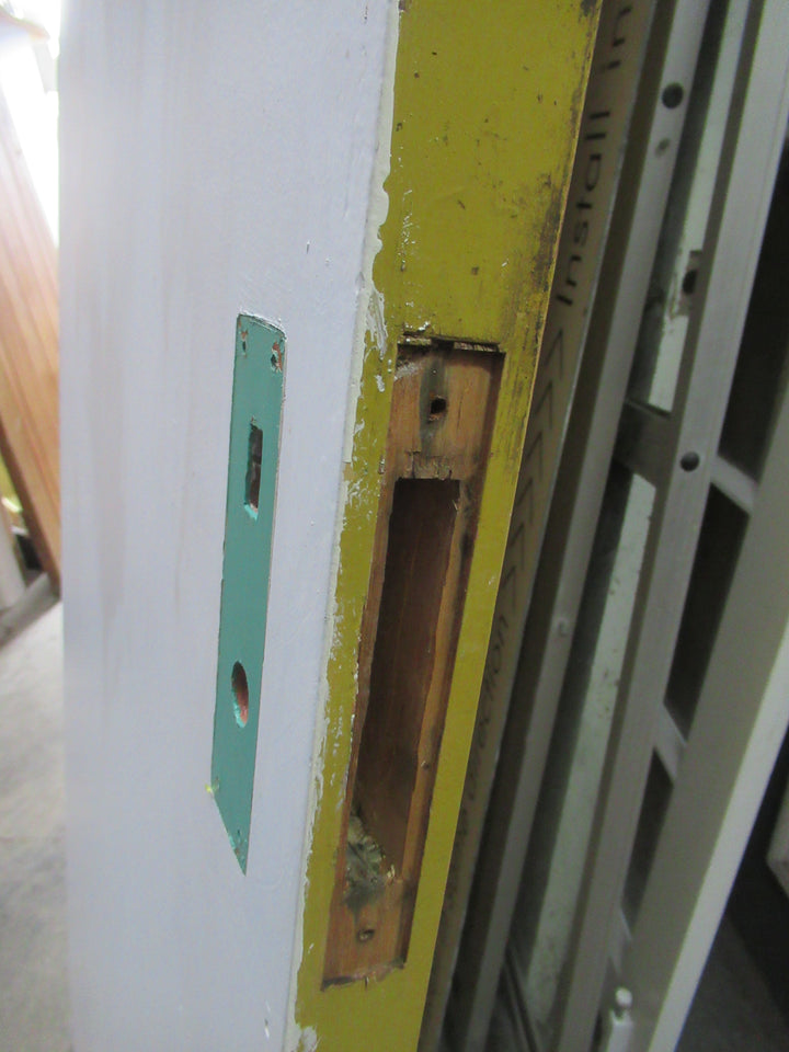 White/Gold Painted Hollowcore Door 1985H x 805W x 40D