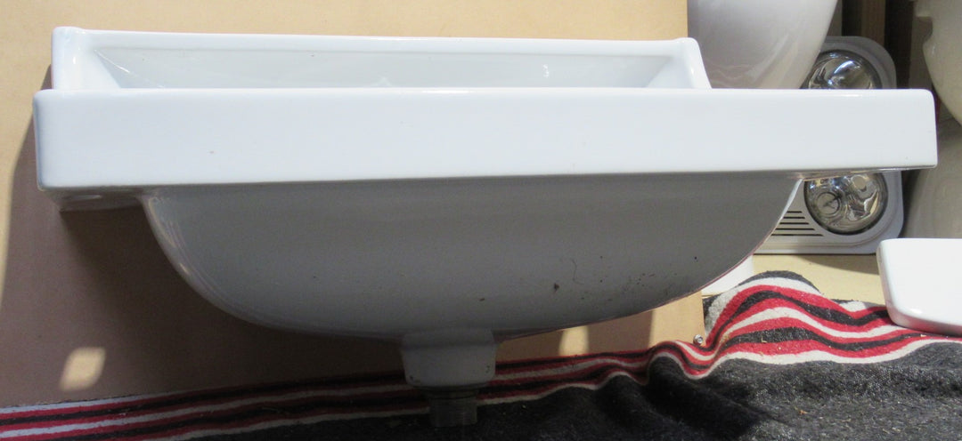 Twyfords white Hand Basin with Shelf   640W x 370H x 465D