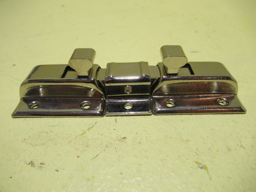 Retro Thumb Pull Kitchen Cupboard Latch 36L x 36W x 12D