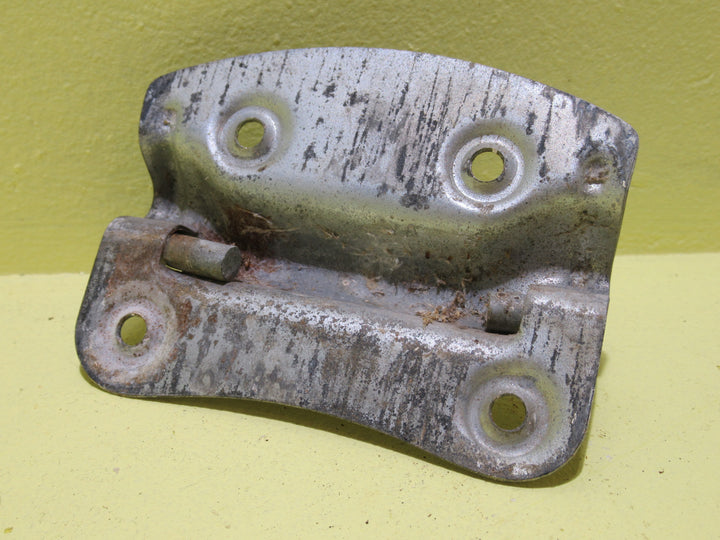 Grab Handle (Flush) 90H x 105W x 15D