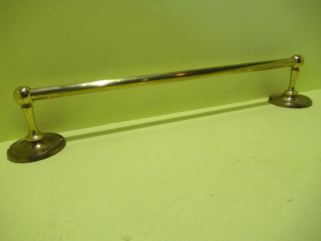 Polish Plated Towel Rail 525W x 85D