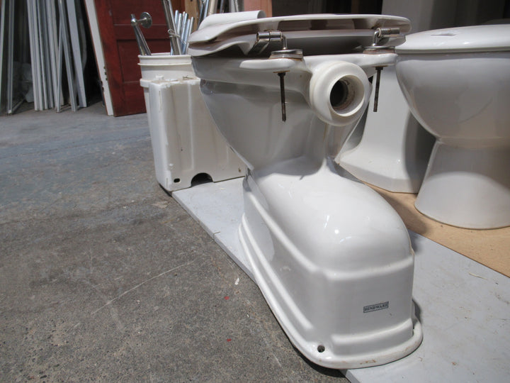 White Porcelain Toilet Pan & Seat   430H x 510D x 370W