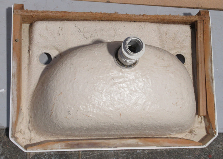 Plastic White Basin   220H x 560W x 400D