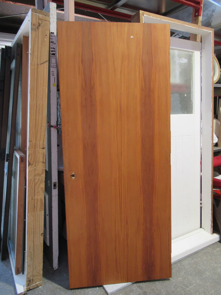 Rimu Veneer Hollow Core Door 1980H x 810W x 35D