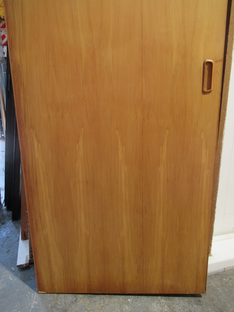 Rimu Veneer Sliding Hollow Core Door 1980H x 810W x 35D