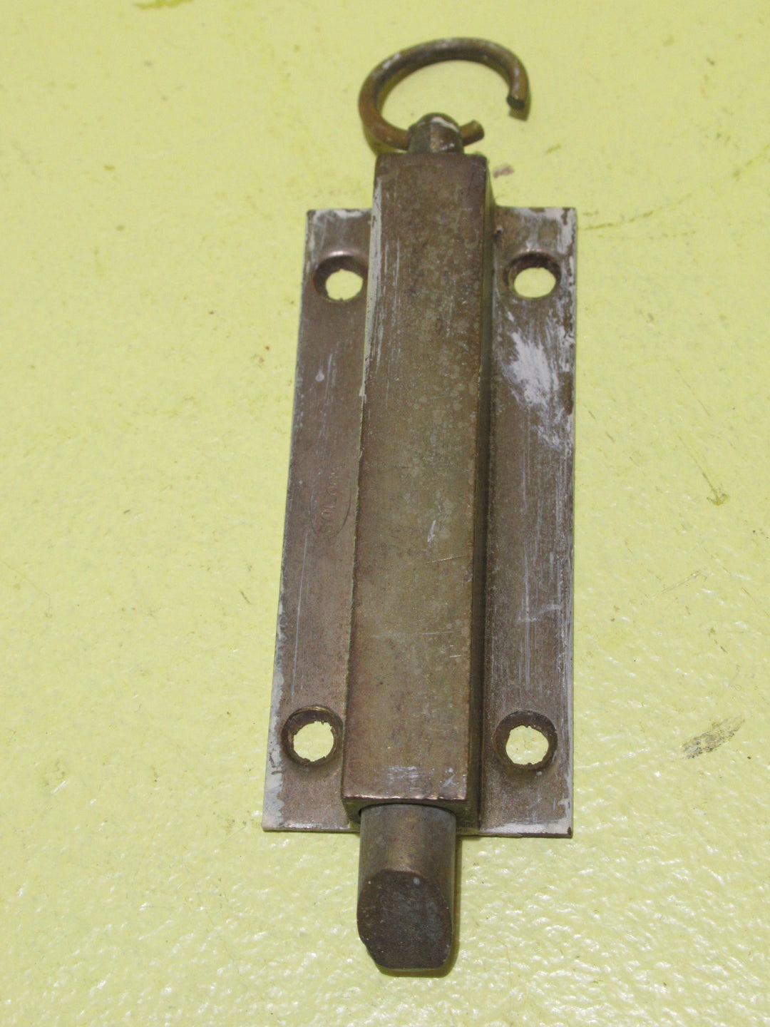Vintage Brass Pull Slide Lock 100L x 32W x 12D/Chain 590L