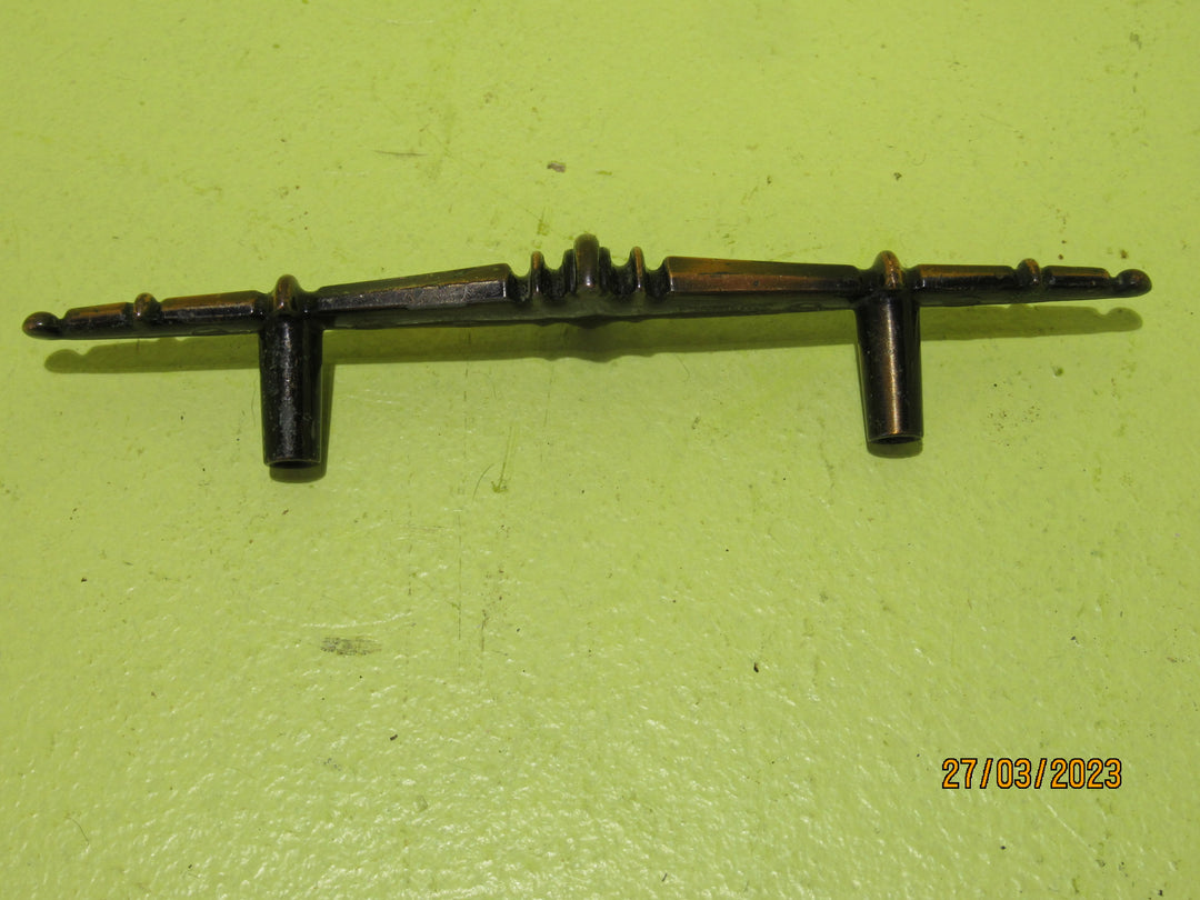 Fancy Lincoln Turner 115.4 Pull Handles 125L x 25H x 15W