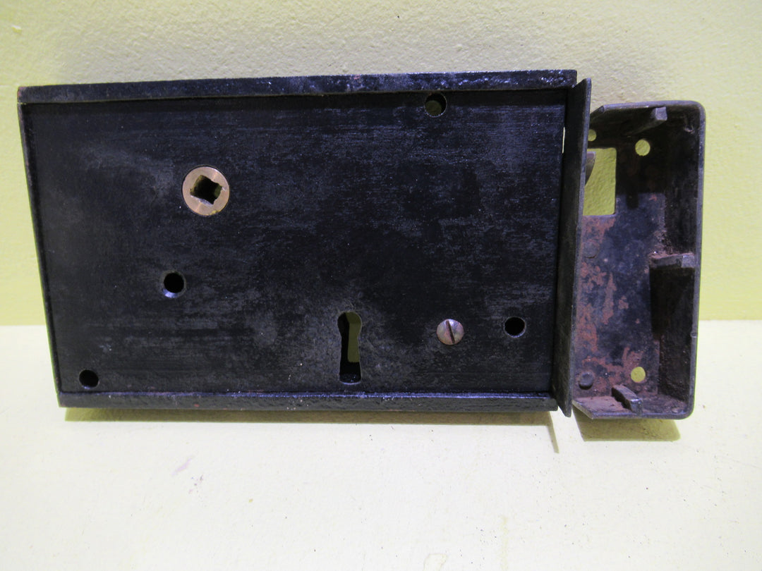 Victorian Vintage Heavy Lock with Keep (No Badge) 180L x 112W x 25D
