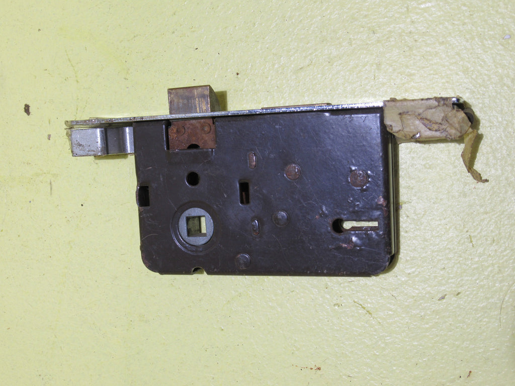 Legge 3 Lever Mortice Lock for French Door 153L x 22W/Body 100L x 65W x 12D/Axial 44mm