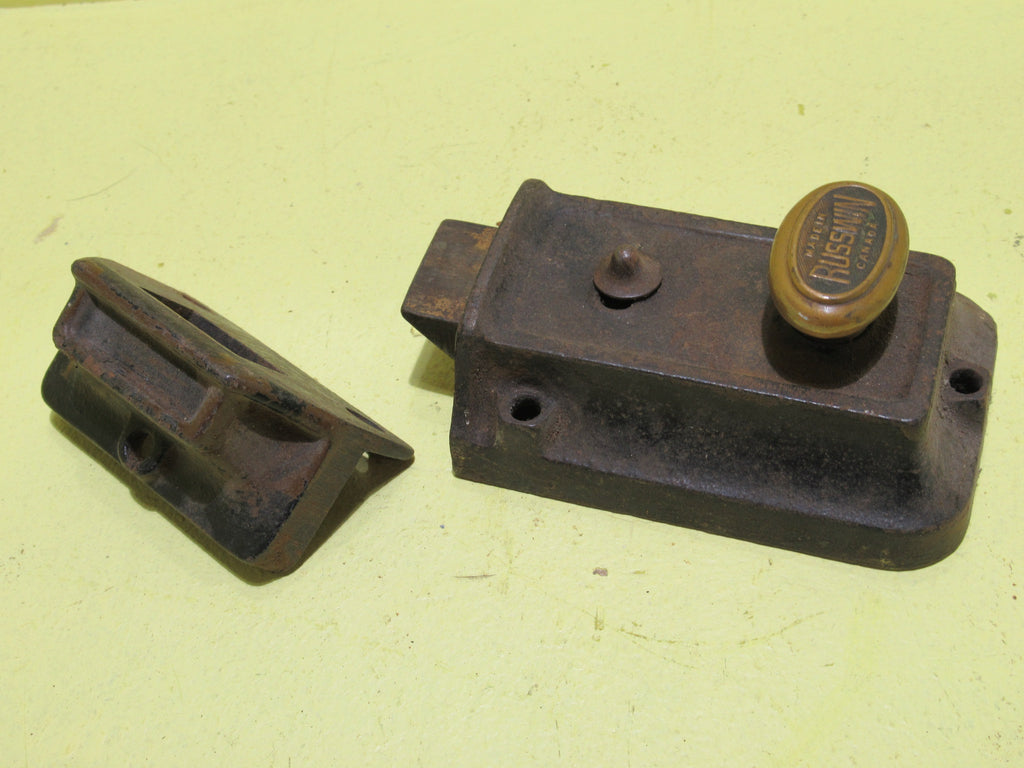 Russwin Night Latch & Keep made in Canada 60H x 90W x 50D/Keep 47H x 65W x 32D