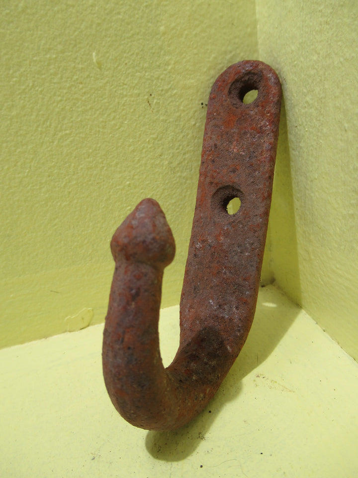 Rustic Steel Arrowhead Single Stable Hooks 110H x 25W x 50D