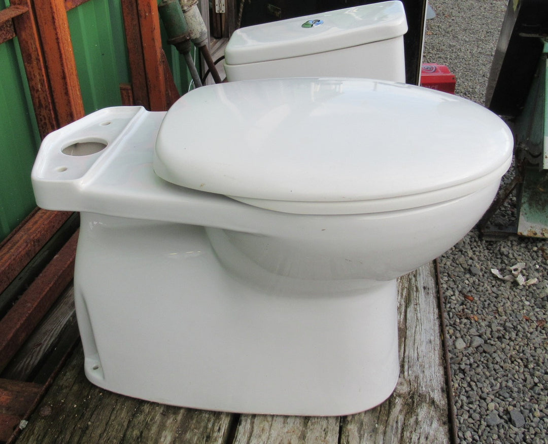 Toto Toilet  (430H x 380W x 630D) and Cistern (410H x 38W x 19D)