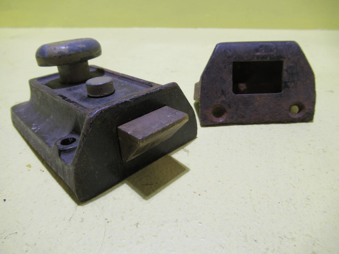Art Deco Yale Night Latch with Metal Casting with Curved Rectangle Corners and Oval Knob 94W x 60H x 45D