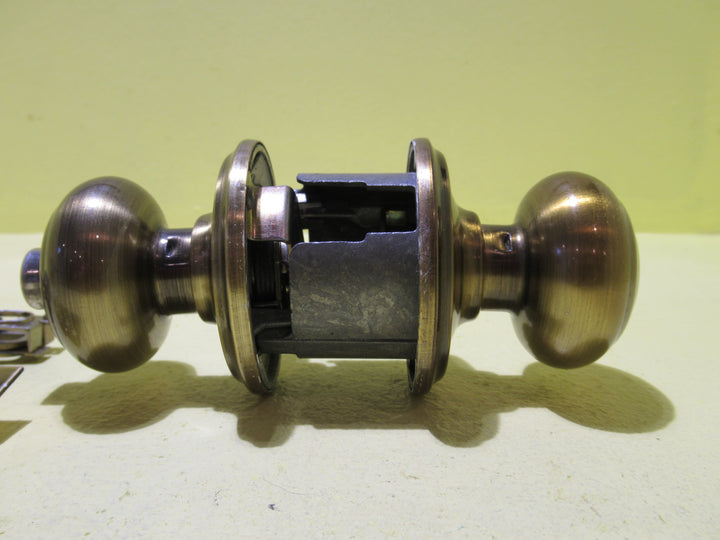 Antique Brass Effect Thumb Push Privacy Knob   50Dia/Plate 65Dia x 60H