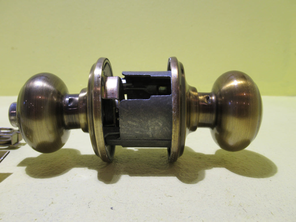 Antique Brass Effect Thumb Push Privacy Knob   50Dia/Plate 65Dia x 60H