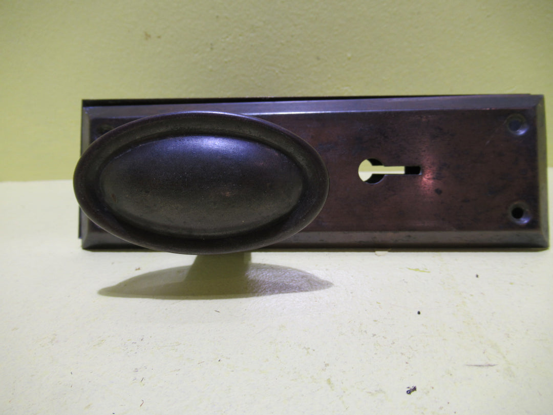 Antique Copper Rectangle Edge Plate with Oval Knob Handles