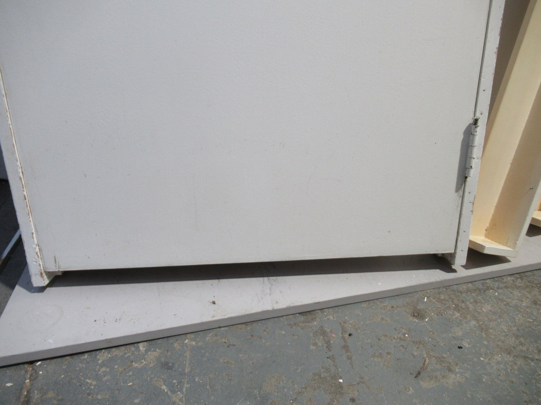 Paint Finish Hollow Core Door with Frame 2035H x 810W x 140D/Door 1985H x 760W