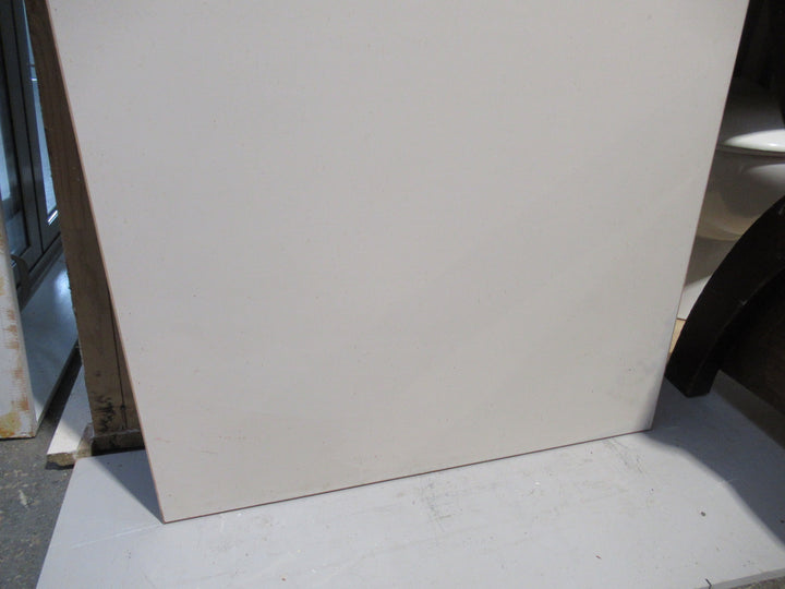Modern Hume Door  1980H x 760W x 35D