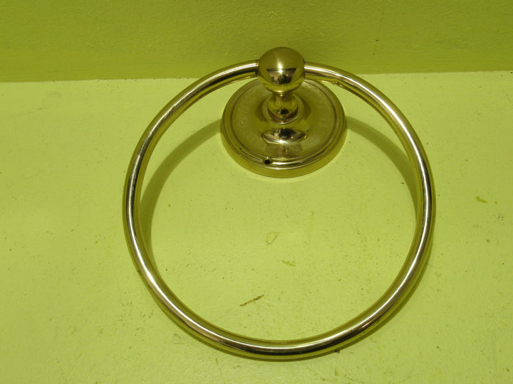 Brass Circle Towel Holder 170Dia/Wall Plate 60D