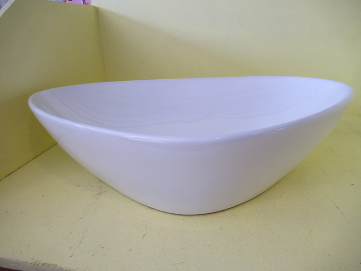 Pippi Shape Ceramic Basin 130H x 590W x 400D(CArt)