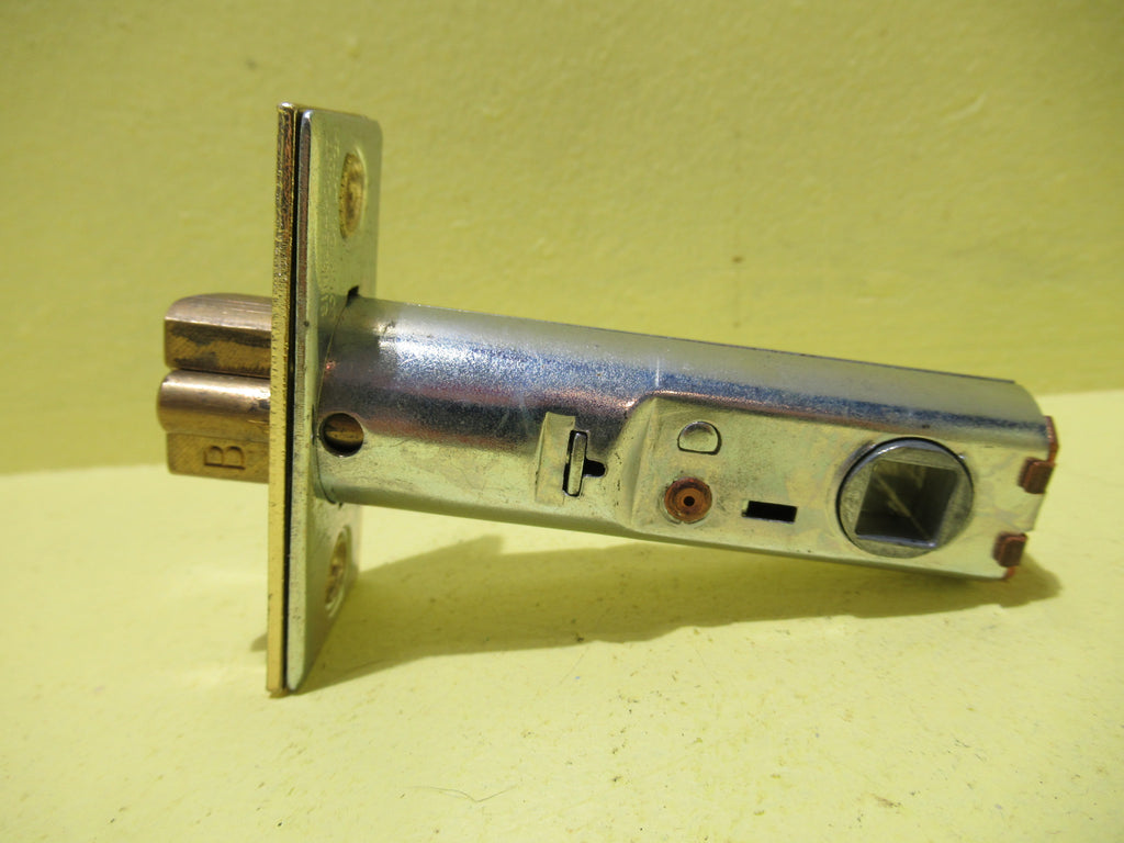 Lockwood Narrow Mortice Lock Plate 58L x 26W/Body 75D 20W