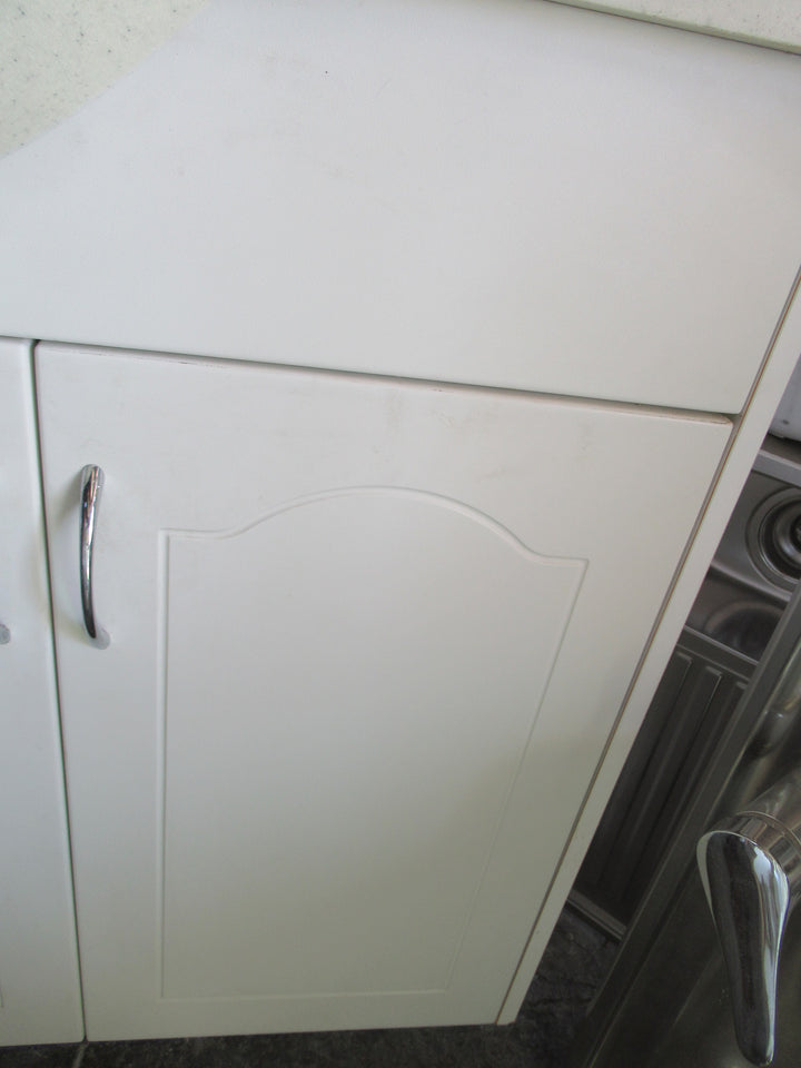 White/Cream Bathroom Vanity with 3 Draws, 2 Cupboard with Methven Mixer Tap 890H x 1010W x 490D