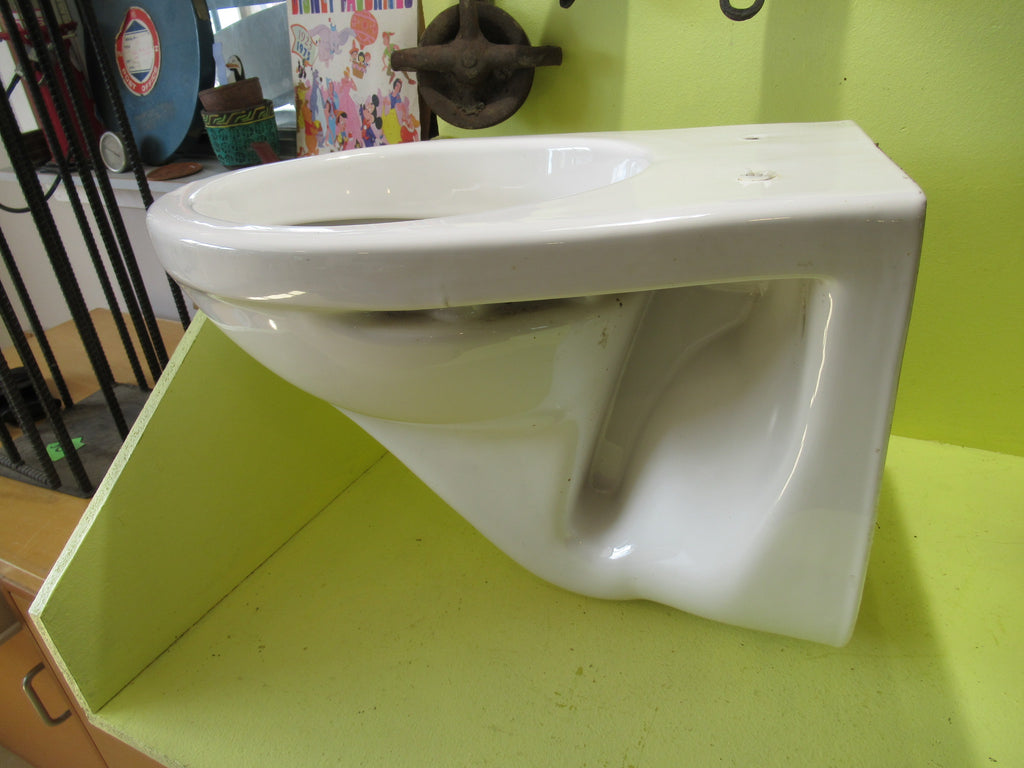 Wall Hung Caroma Toilet Pn 365H x 360W x 495D