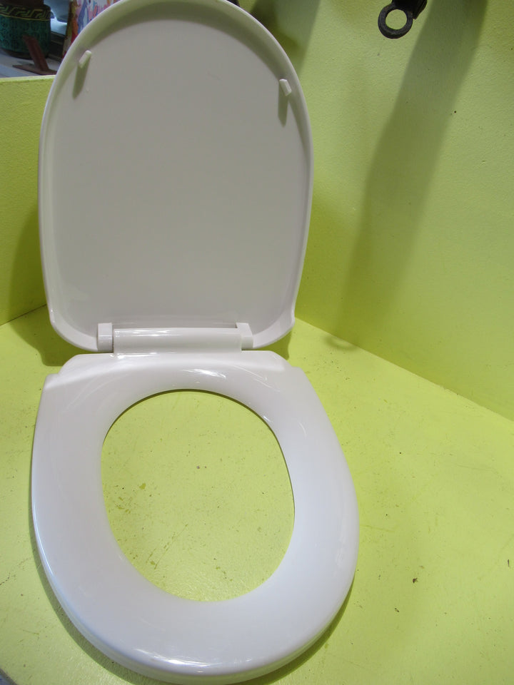Soft Close Toilet  Lid/Seat 60H x 340W x 460D