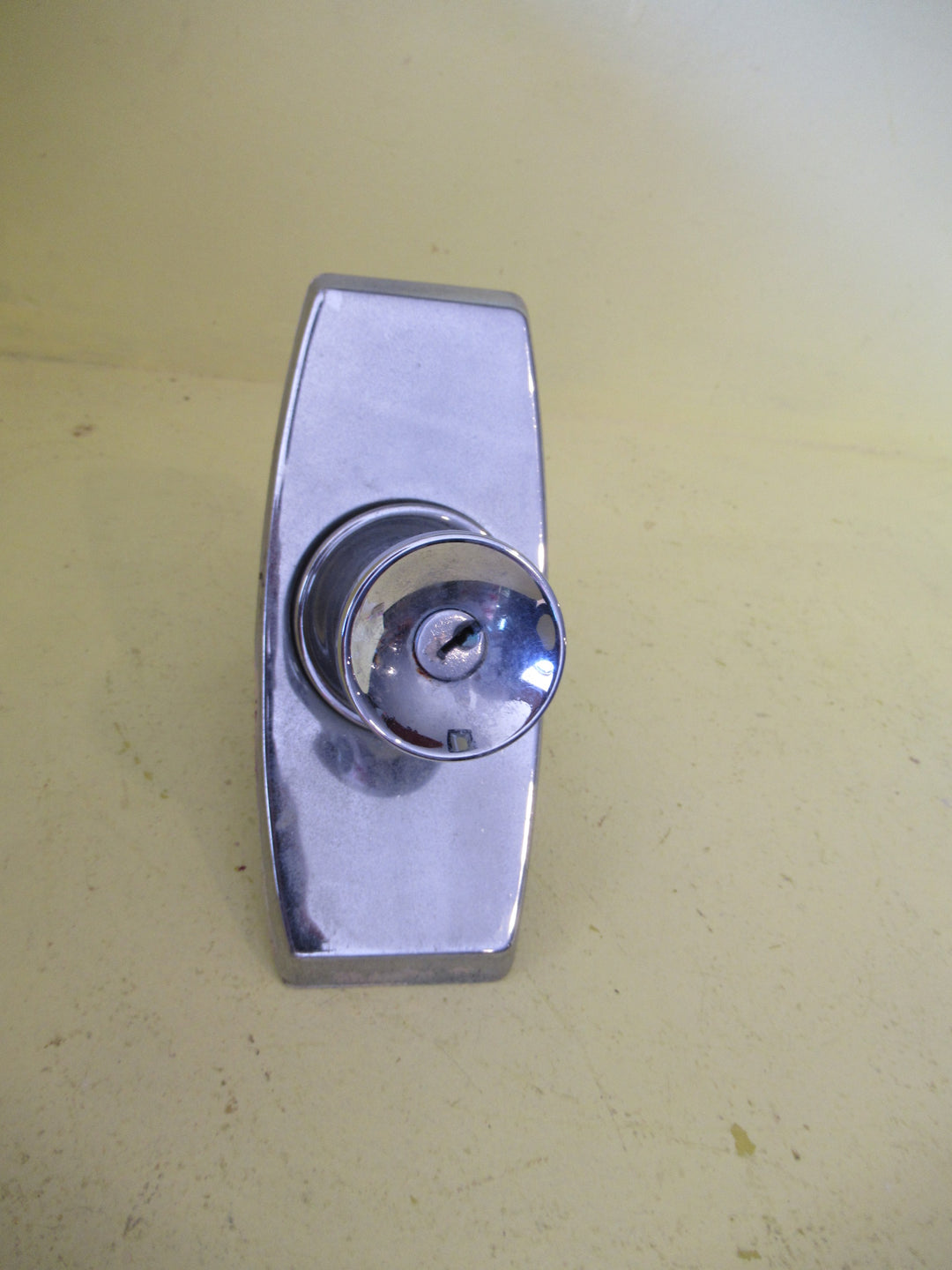 Retro Large Rectangle Plate with Cone Knob Handle 207L x 85W/Knob 55H x 50-65W