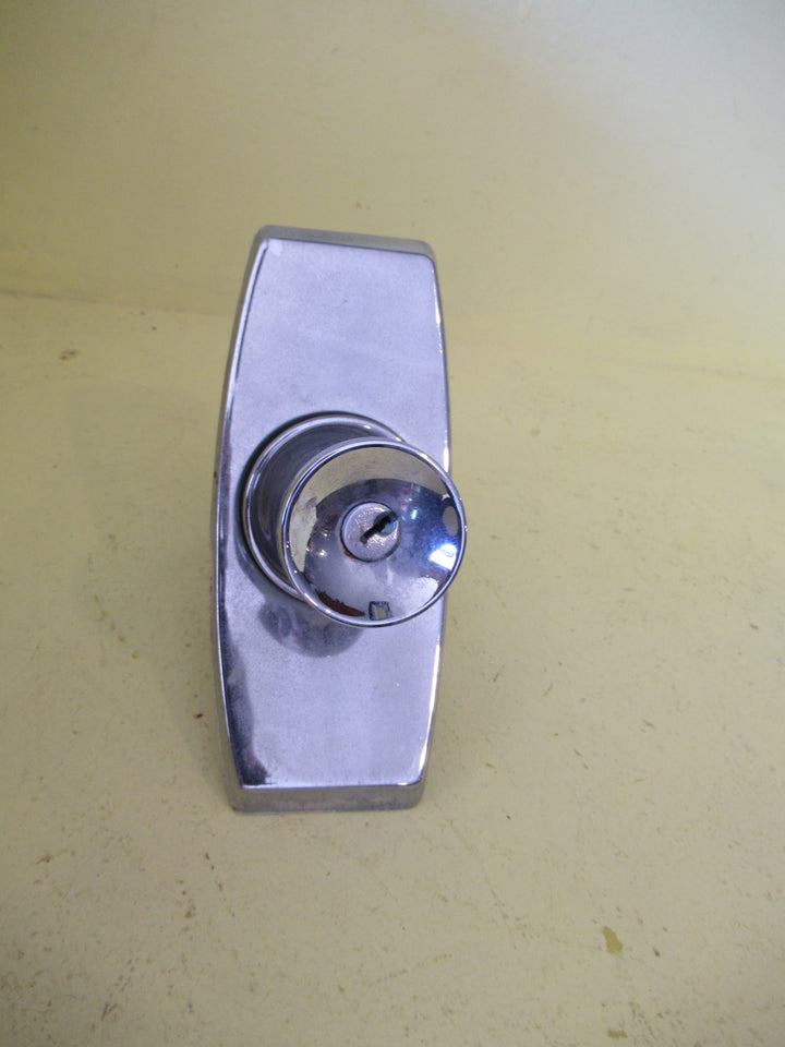 Retro Large Rectangle Plate with Cone Knob Handle 207L x 85W/Knob 55H x 50-65W