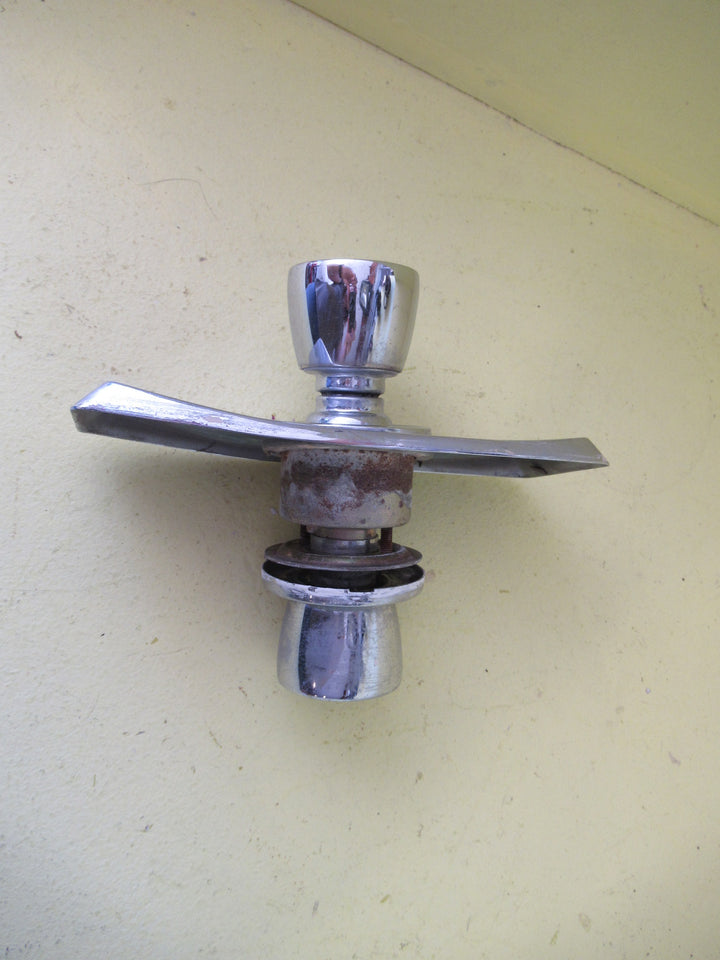 Retro Large Rectangle Plate with Cone Knob Handle 207L x 85W/Knob 55H x 50-65W