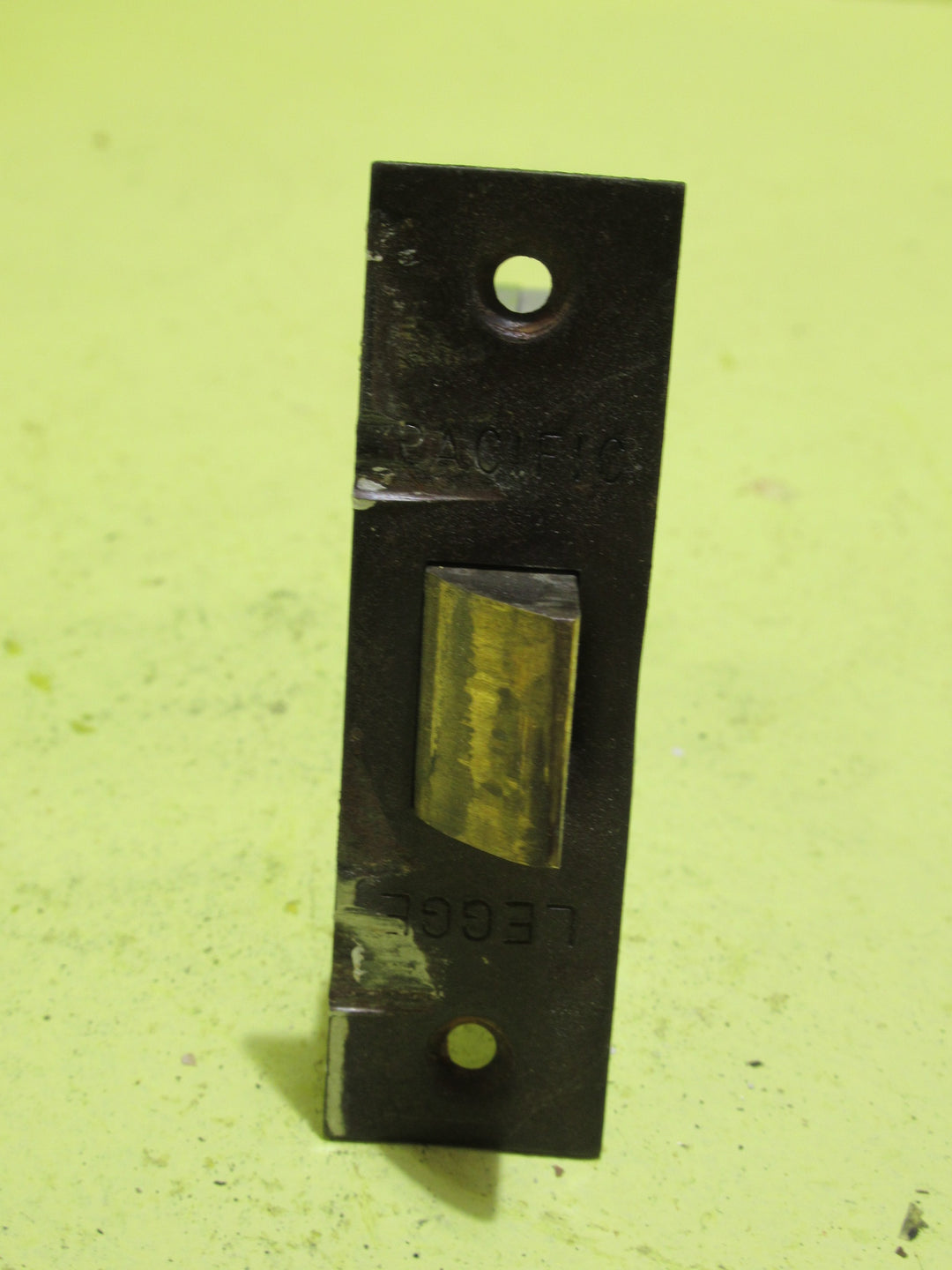 Legge Pacific Mortice Lock Plate 76L x 22W/Body 37H x 80Di x 18W