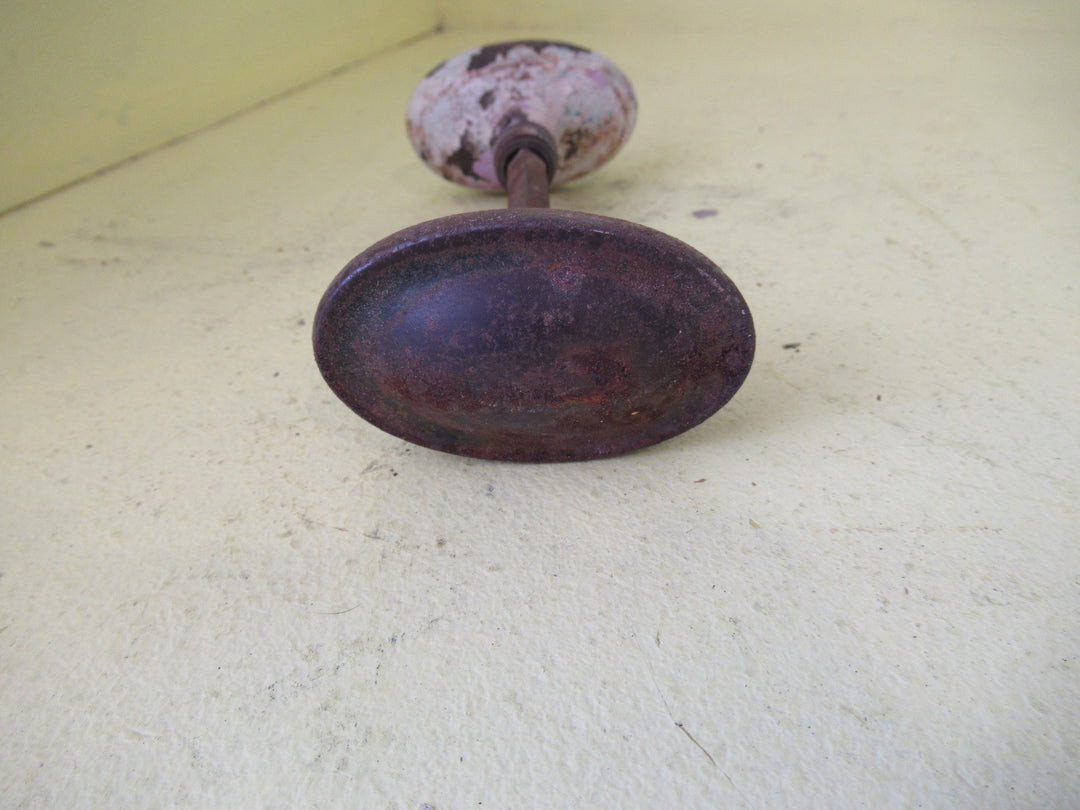 Vintage Bungalow Ridge Oval Knob Handle 68H x 42W x 52D