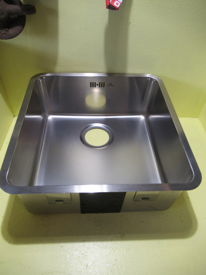 Reginox Single Bowl Undermounted Sink 440SQ x 175H